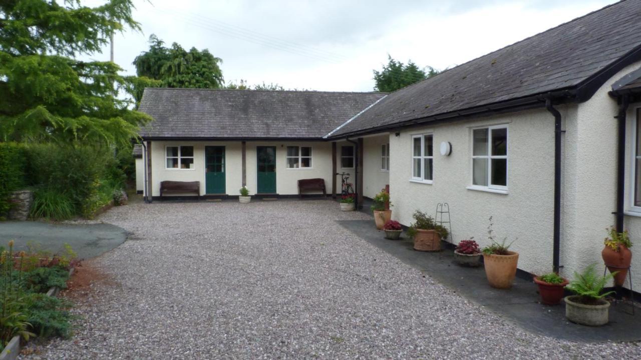 The Old Vicarage Self-Contained Apartments North Lydbury Екстериор снимка