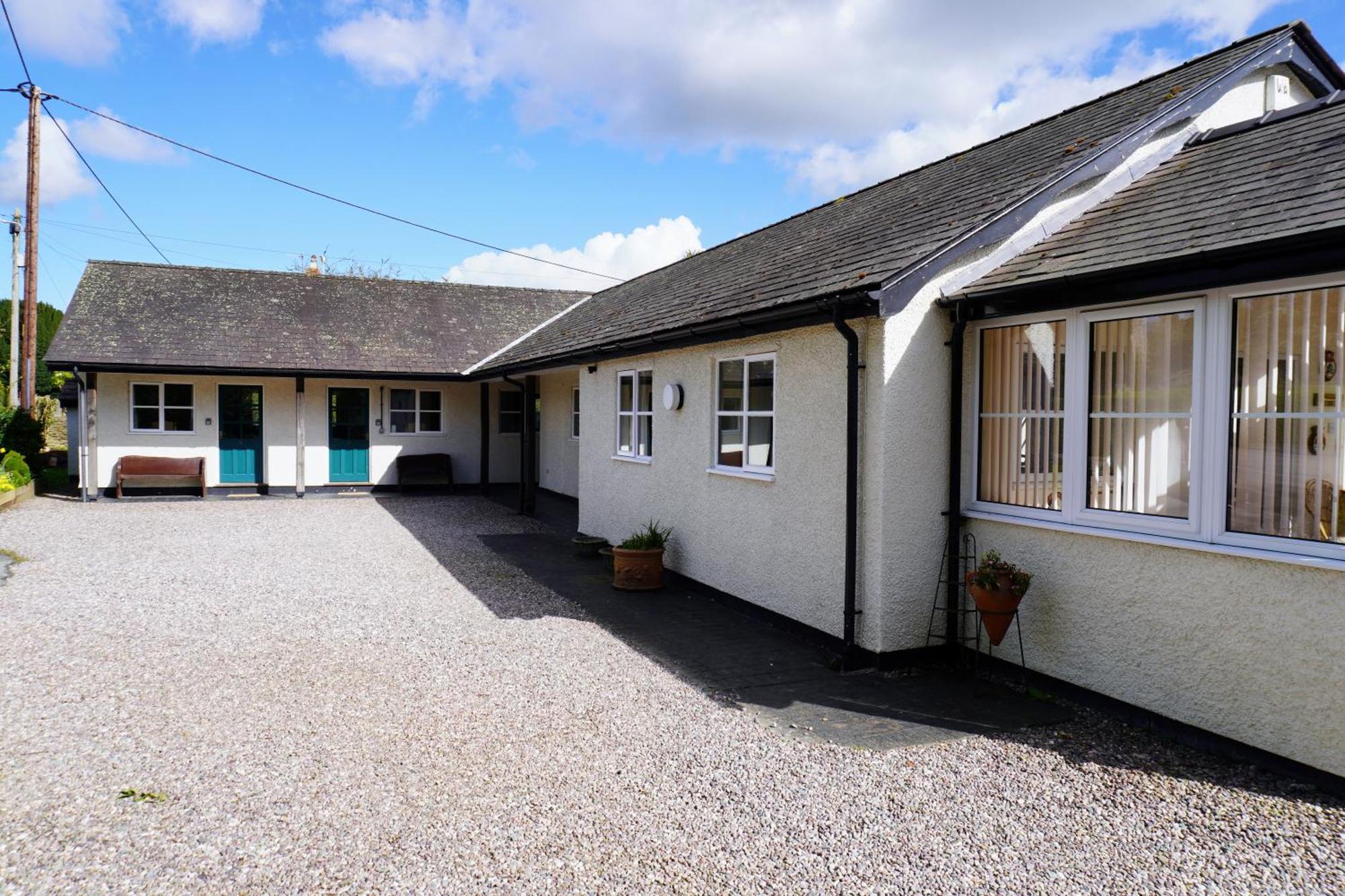 The Old Vicarage Self-Contained Apartments North Lydbury Екстериор снимка