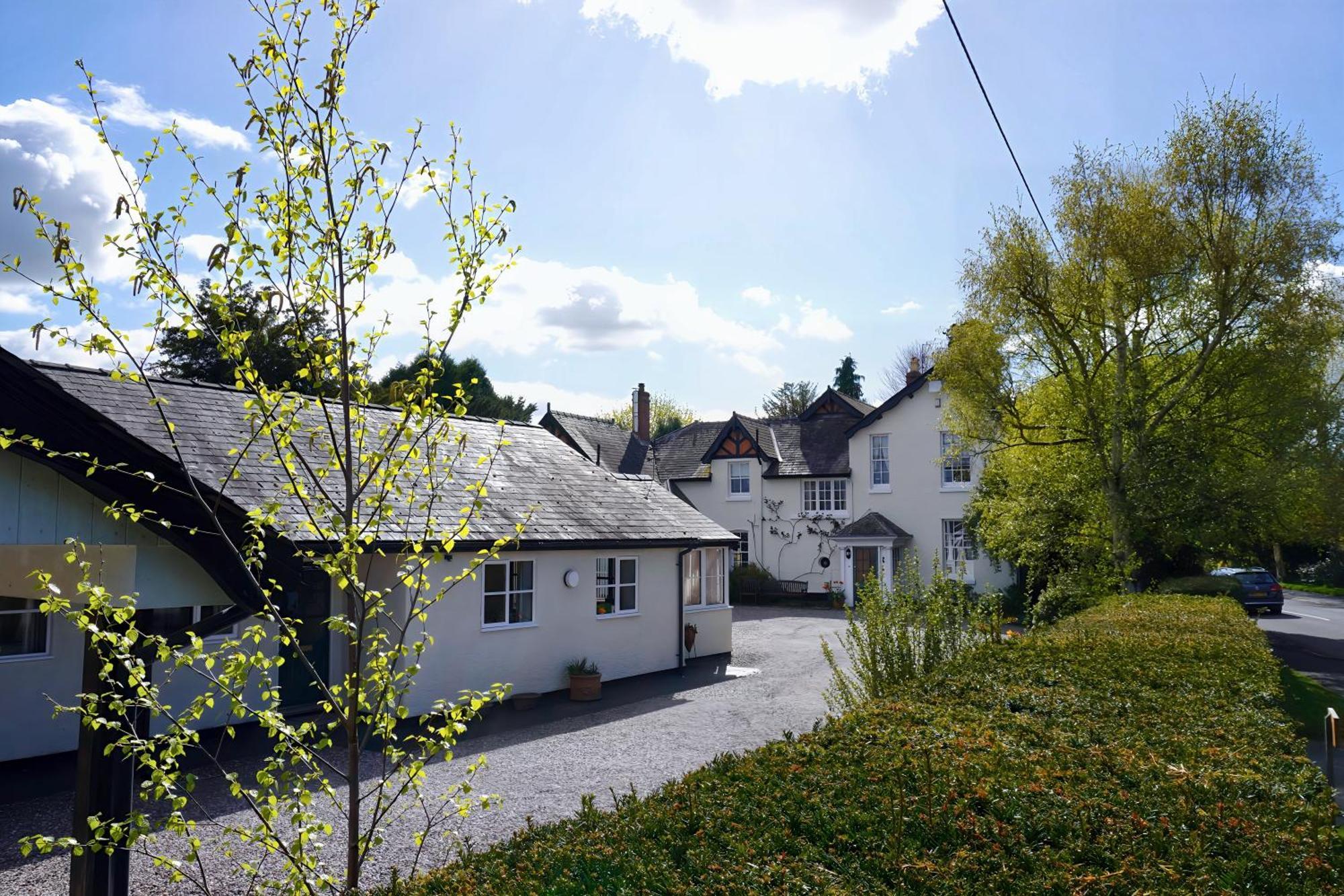 The Old Vicarage Self-Contained Apartments North Lydbury Екстериор снимка